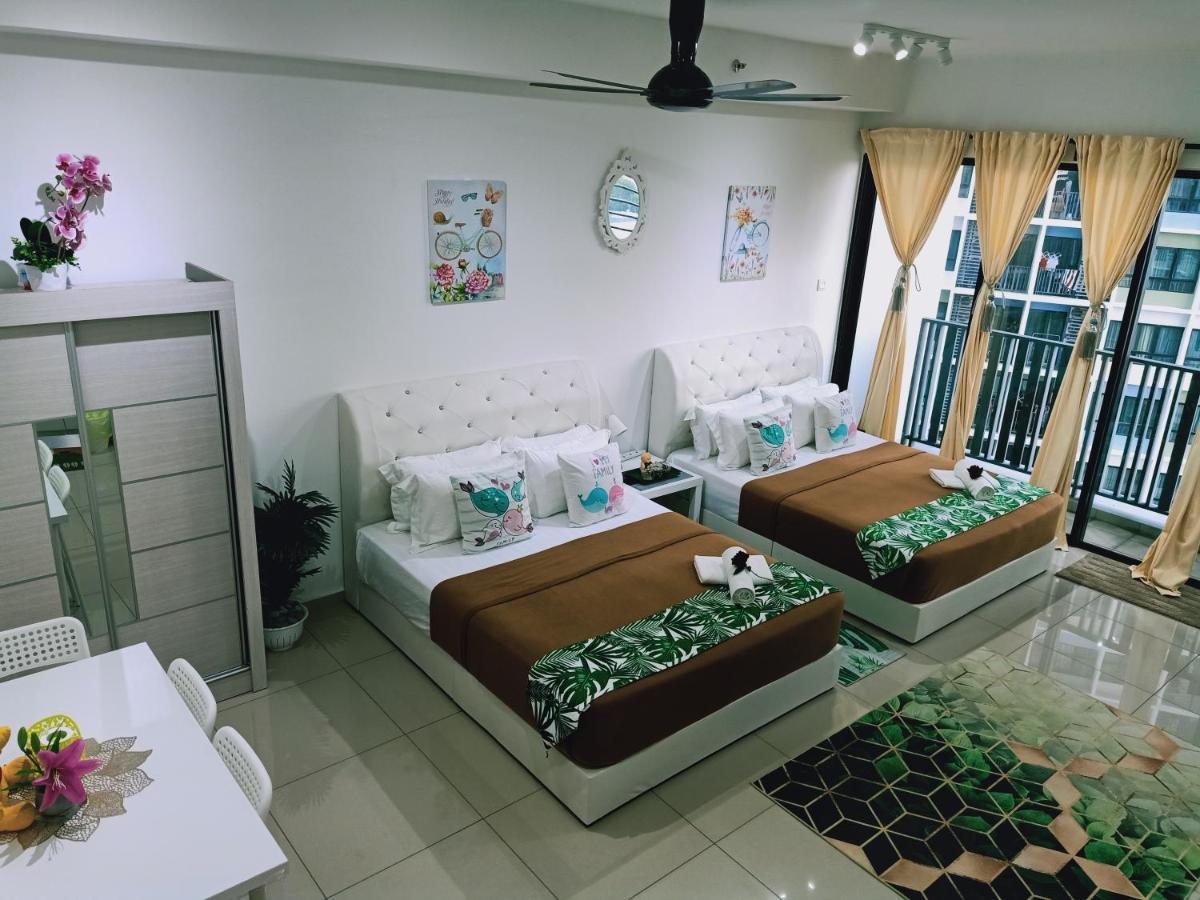 D'Gunduls Homestay Studio By Dgh I-City Шах-Алам Экстерьер фото